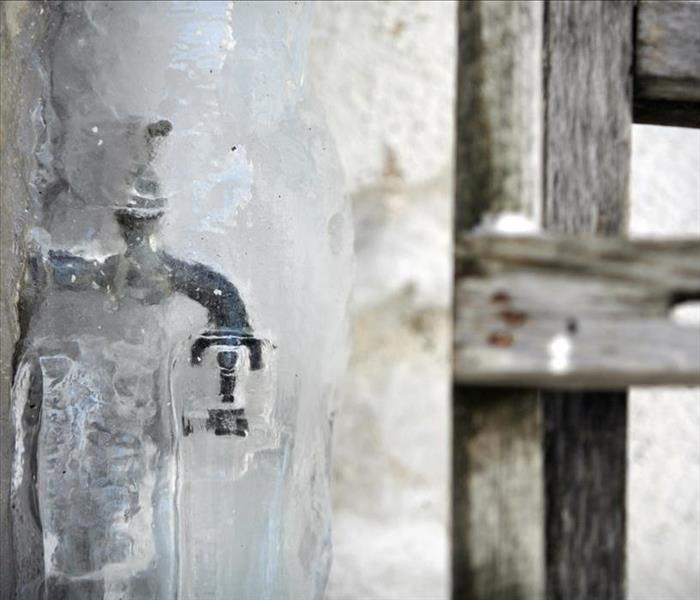 Image of a frozen faucet 